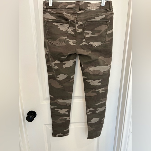 Wit & Wisdom Ab Solution Ankle Skinny Jeans - Picture 2 of 6